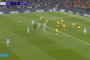 轻松！多库左路倒三角传中 哈兰德中路爆射破门，曼城2-0领先多特