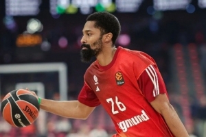 加盟拜仁！丁威迪：我详细探讨了所有选择 包括NBA、CBA和欧洲