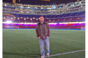 真不知情？巴萨官推晒的照片是从梅西ins截的