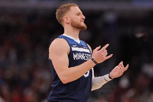 大火收汁？迪文岑佐2记三分轰进 森林狼再次9-0冲击波打停国王