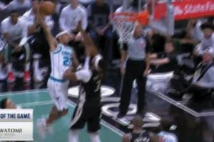 哥们你艾弗森啊！特雷-曼恩直杀内线腾空滑翔 单臂炸裂隔扣特纳