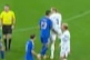 魔人屁股摸不得！哈兰德被曼奇尼摸屁股后怒骂，多纳鲁马劝架