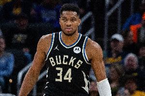 里弗斯谈字母哥伤情：现在还不知道 但可以告诉你情况看起来不妙