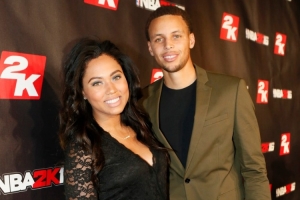 夸梅：阿耶莎不想努力做最好的自己 却担心其他女人对丈夫有兴趣