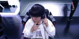 看着像是真闹掰了？Elk删掉了“清者自清”的微博