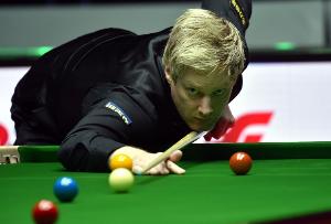 尼尔·罗伯逊4-0战胜威尔逊，晋级利雅得狂欢季斯诺克锦标赛四强