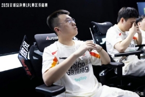 巧合的时间点xiaohu来WBG第4年 昨晚签下elk后才关注老板微博