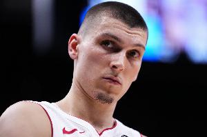 终于来了！Shams：希罗计划明日热火主场对阵独行侠上演赛季首秀