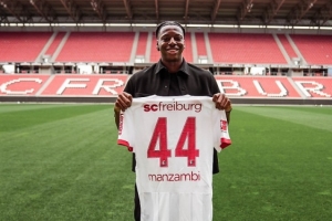 德天空：那不勒斯有意弗赖堡20岁中场曼赞比，用他代替德布劳内