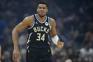 NBA杯雄鹿挑战热火 字母哥升级为出战成疑 此前已连续缺席3场