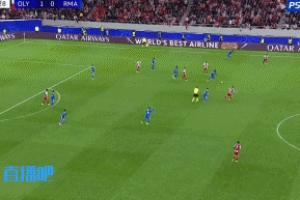 还得靠姆总！维尼修斯外脚背挑传，姆巴佩单刀破门扳平