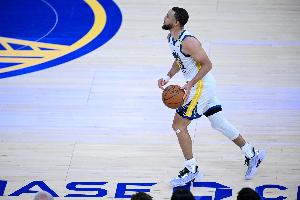 帕森斯：若库里签耐克或阿迪我肯定穿 但我不会穿安德玛因不够酷