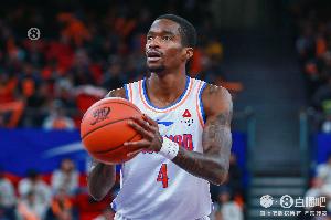 上赛季联赛得分王！CBA官网：萨姆萨优先续约权被交易至广东宏远