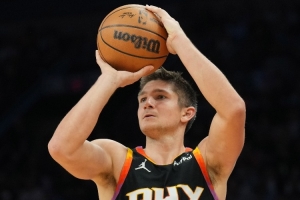 格雷森·阿伦：能回归赛场非常开心 今天所有投篮都差了一厘米