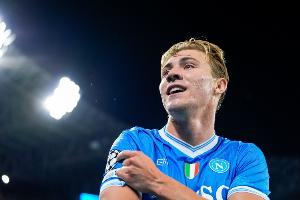 霍伊伦：希望能尽快重新开始进球，但赢得比赛比我自己进球更重要