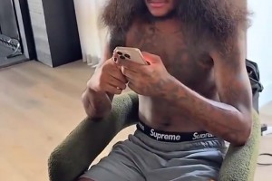 还是忍不住了！姚明早期接受鲁豫采访：你这是偏见和歧视啊~