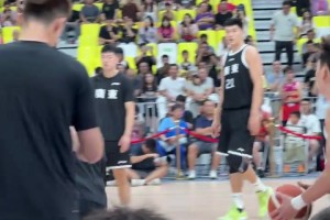 对C罗家人真好！迷你罗和队友庆祝夺冠，乔治娜发视频：妈妈骄傲