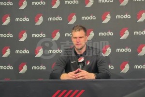 开拓者赢了联盟第一的雷霆！主场球迷赛后开心得不得了