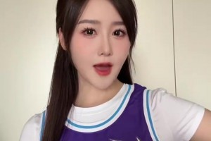 威少三双，美女主播果果激动庆祝：不要叫三双王，叫底薪战神！