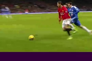 完美六边形战士！23岁的C罗冲击力真是太劲爆了！