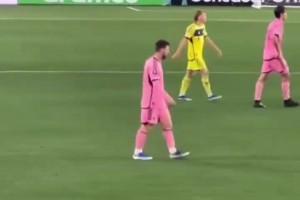 老对手了！AC米兰对阵帕尔马的五大进球！哪一球你印象最深刻？