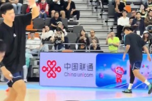 小朋友：这一点都不好笑！ 