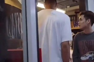 “别放弃我们”特雷墨菲喊话鹈鹕球迷！赛季还长！