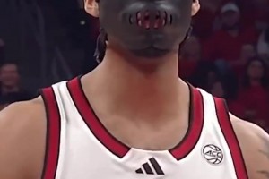 徐静雨：库里媳妇太拿自己当回事了，没有库里她有个啥光芒啊