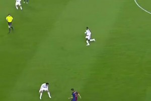 终于要回归绿茵场！回顾博格巴欧洲杯经典的圆月弯刀世界波！