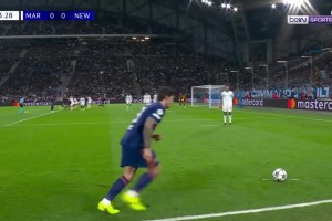 [集锦]欧冠-霍伊伦失点&麦克托米奈破门 那不勒斯2-0卡拉巴赫