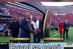 两度冲击失败！网友：劳塔罗的冠军荣誉墙里就差一座欧冠奖杯