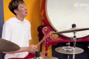 校园篮球的氛围，真是令人感慨啊！